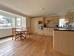 Photo 6- click for photo gallery